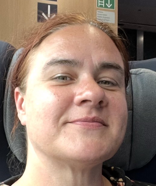 Jen Cummings headshot